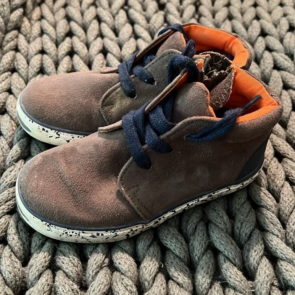 Cat & Jack Austin Boots Boys Size 8